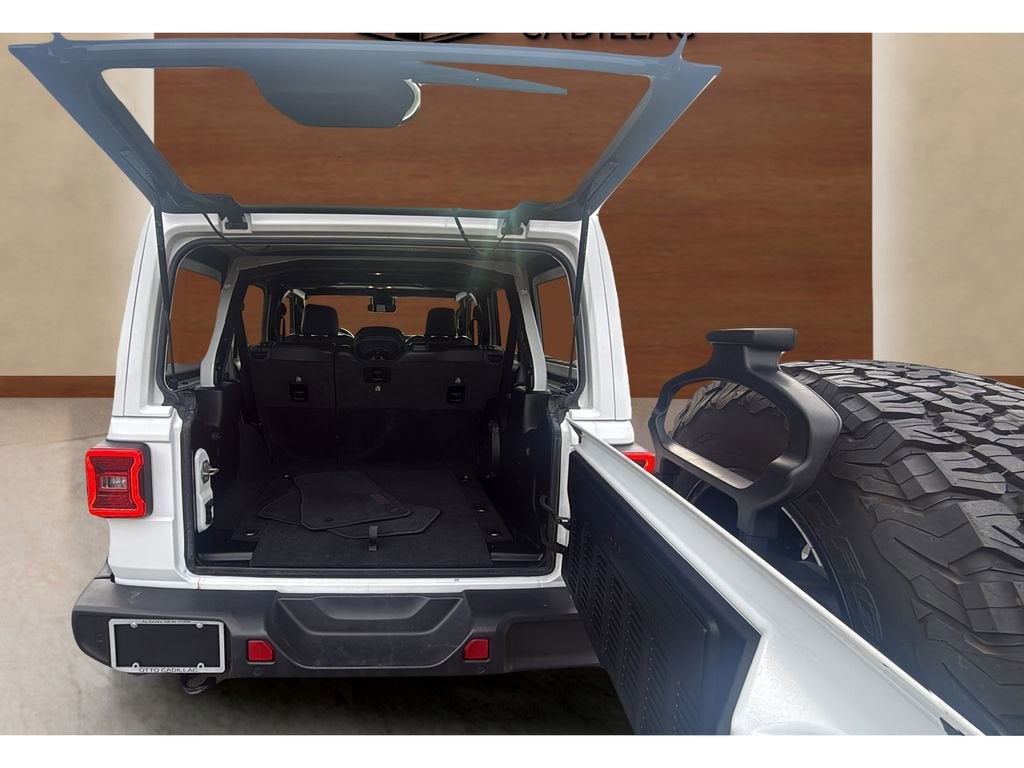 2020 Jeep Wrangler Unlimited Sahara Altitude