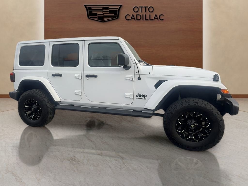 2020 Jeep Wrangler Unlimited Sahara Altitude