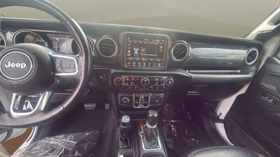 2020 Jeep Wrangler Unlimited Sahara Altitude