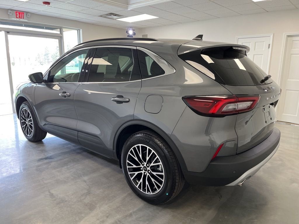 2025 Ford Escape PHEV