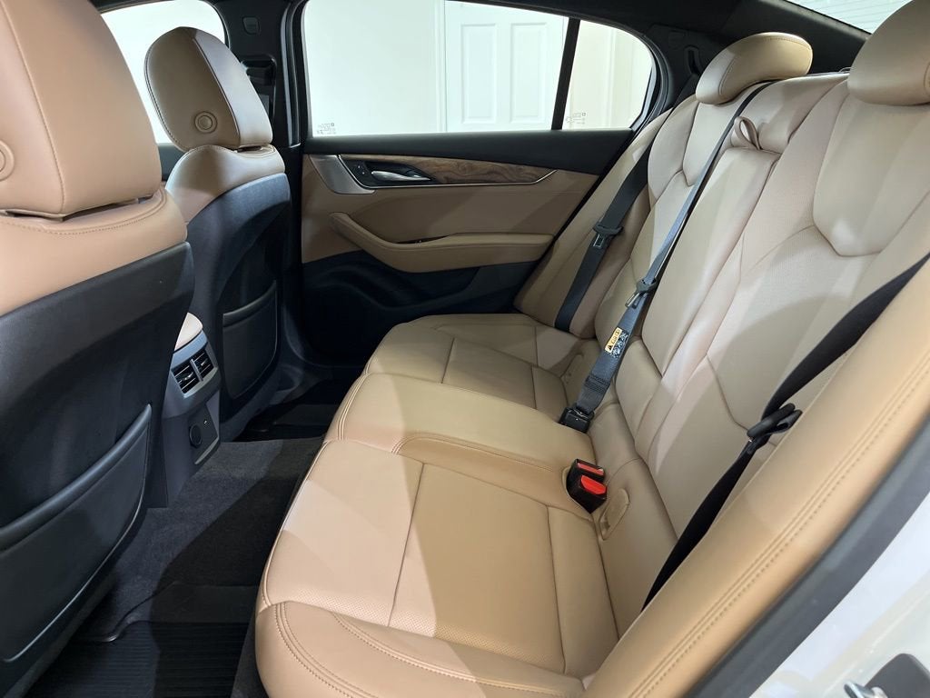 2023 Cadillac CT5 Premium Luxury