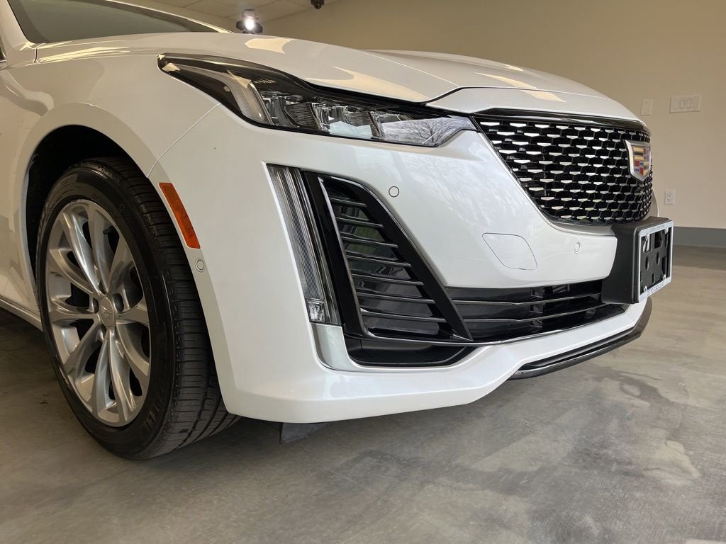 2023 Cadillac CT5 Premium Luxury