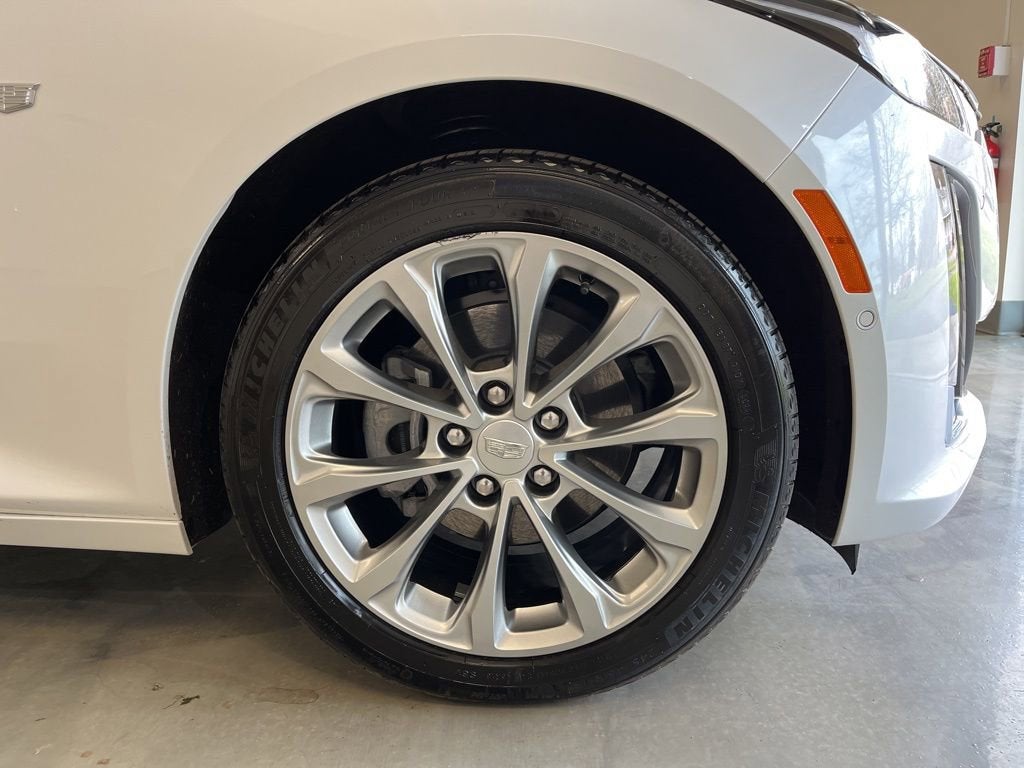 2023 Cadillac CT5 Premium Luxury