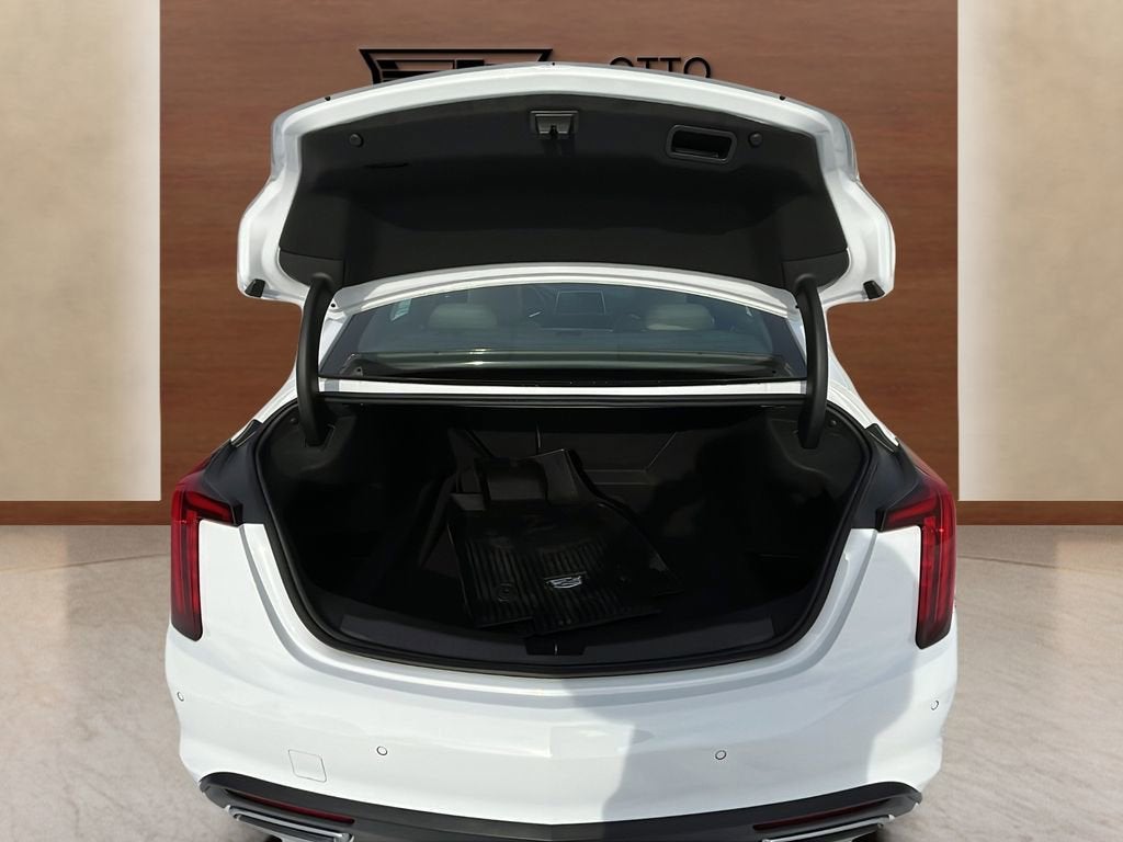 2024 Cadillac CT5 Luxury