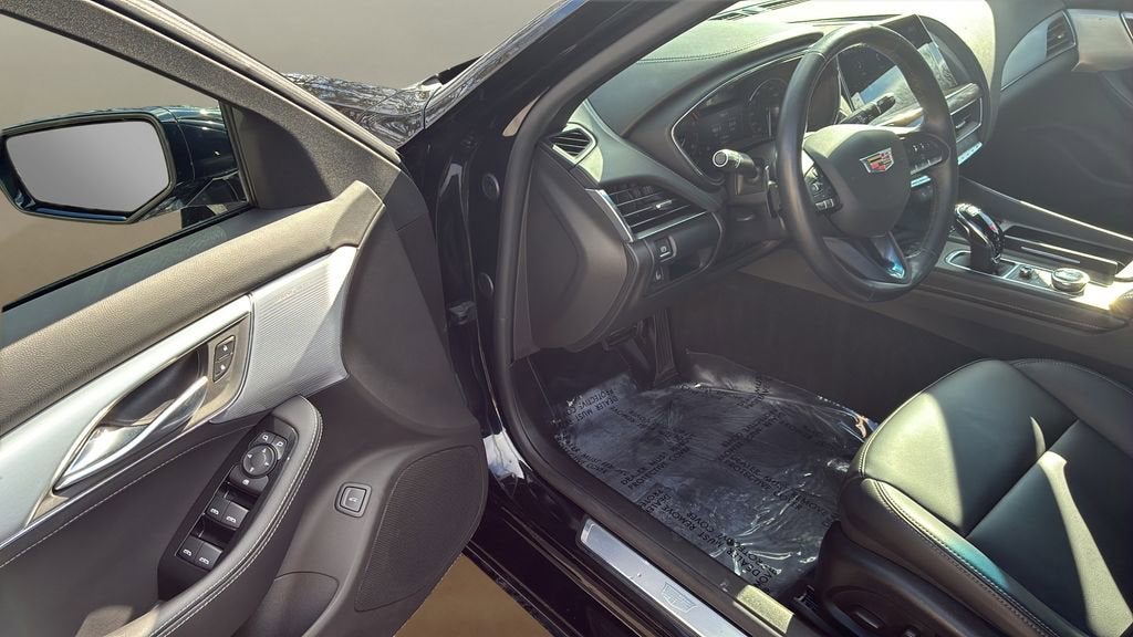 2023 Cadillac CT5 Luxury