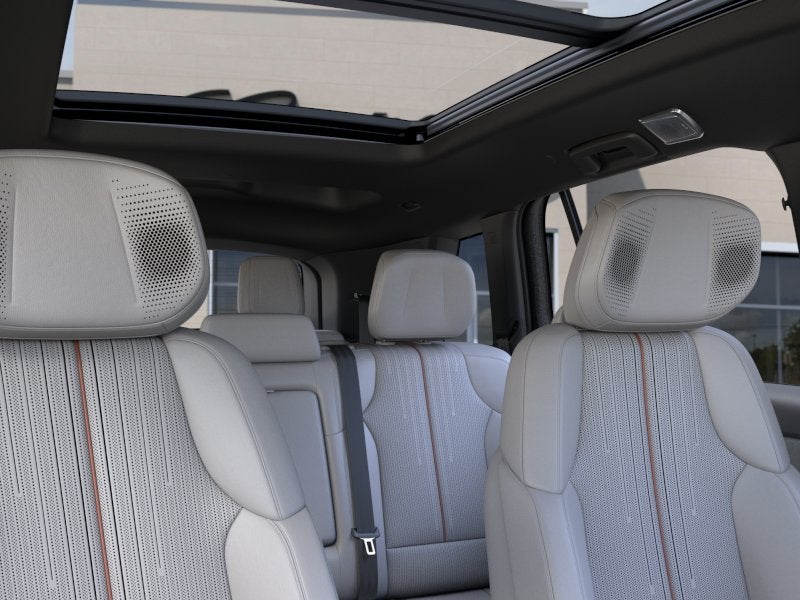 2027 Cadillac VISTIQ Luxury
