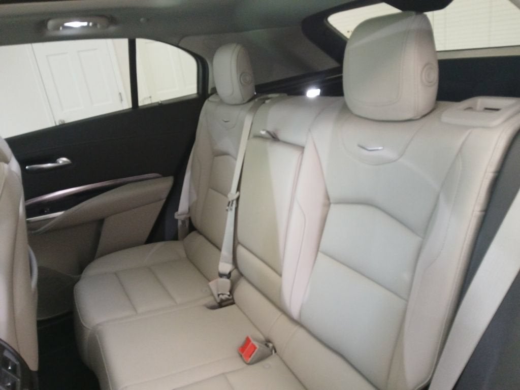 2022 Cadillac XT4 AWD Luxury