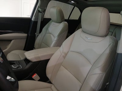 2022 Cadillac XT4 AWD Luxury