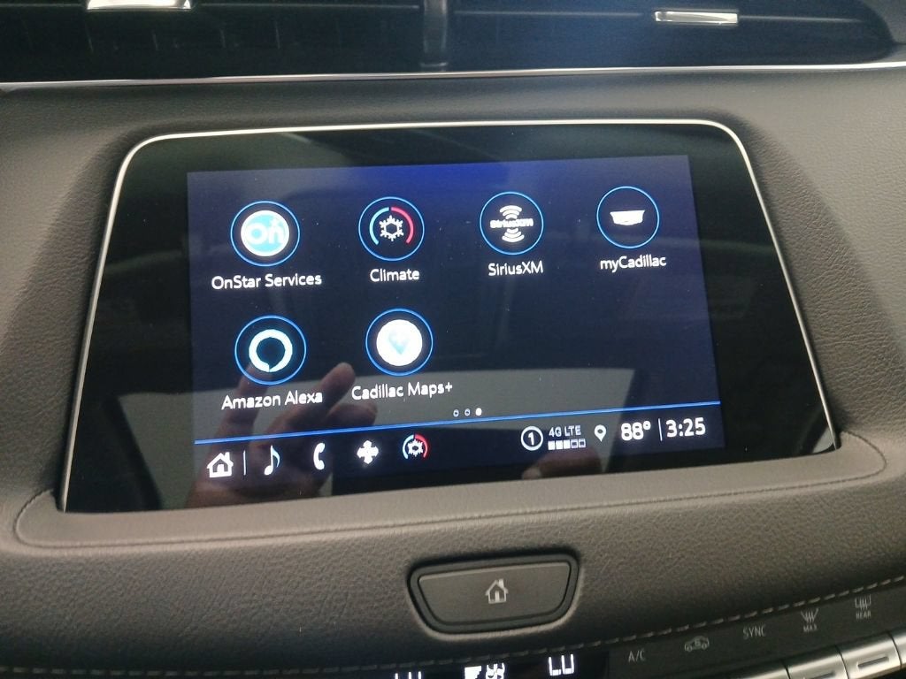 2022 Cadillac XT4 AWD Luxury