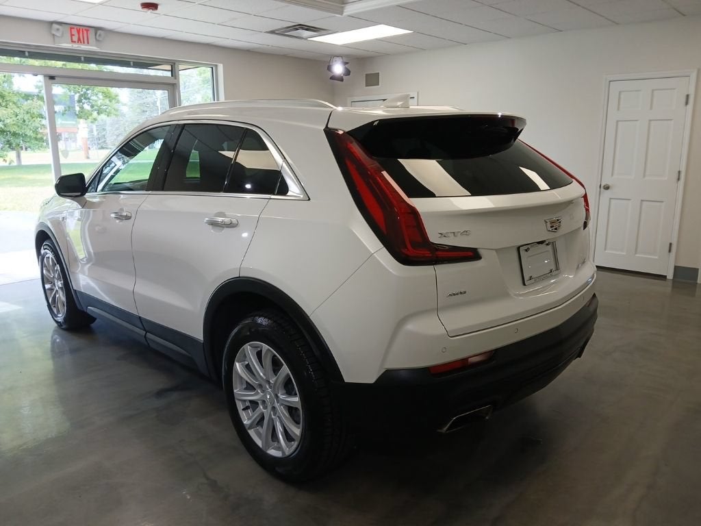 2022 Cadillac XT4 AWD Luxury