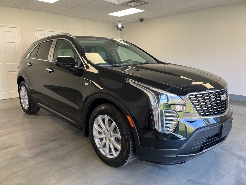 2022 Cadillac XT4 Luxury