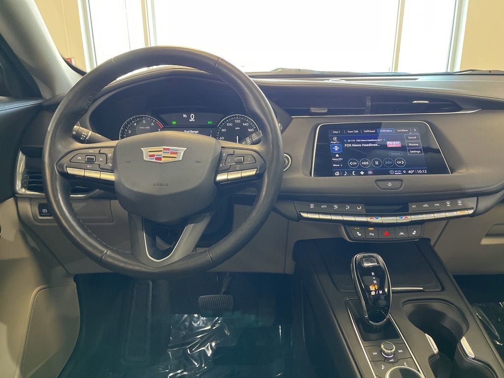 2022 Cadillac XT4 Luxury