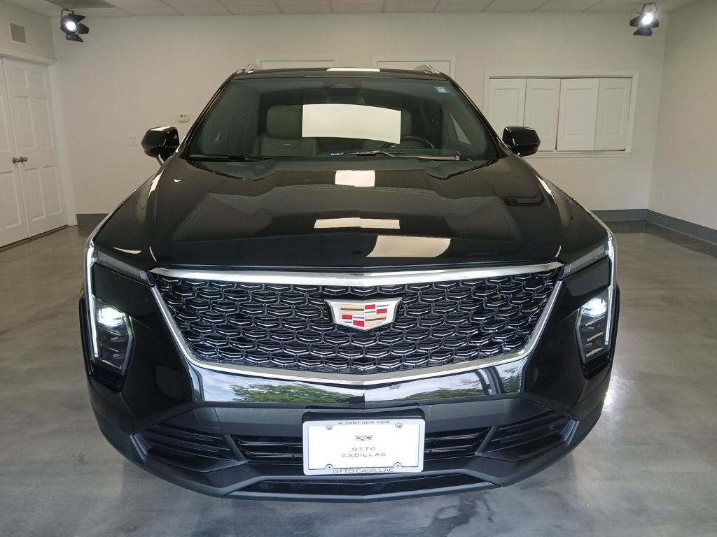 2024 Cadillac XT4 Luxury
