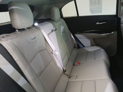 2022 Cadillac XT4 Premium Luxury