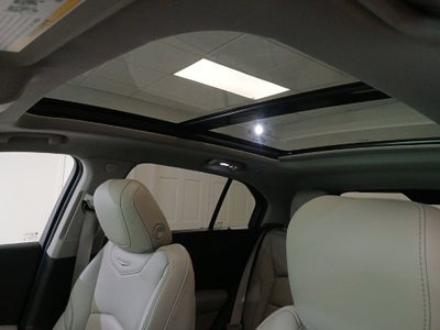 2022 Cadillac XT4 Premium Luxury