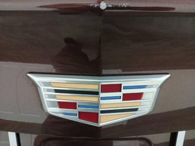 2022 Cadillac XT4 Premium Luxury