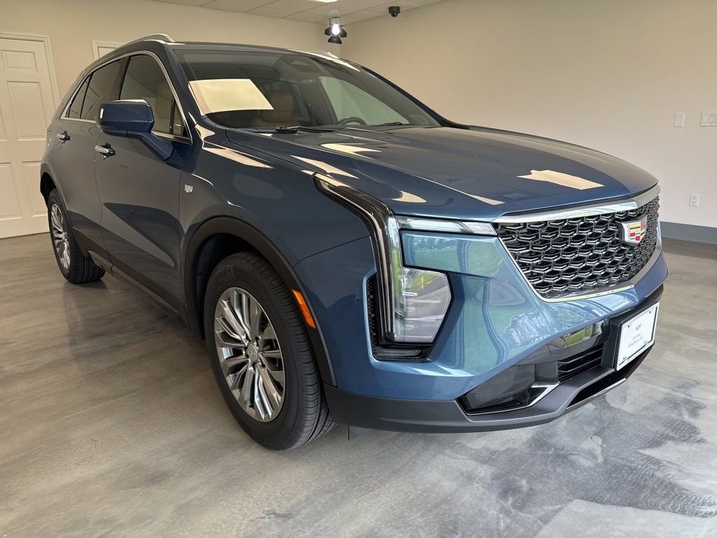 2024 Cadillac XT4 Premium Luxury AWD's photo