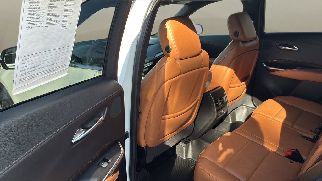 2021 Cadillac XT4 Premium Luxury