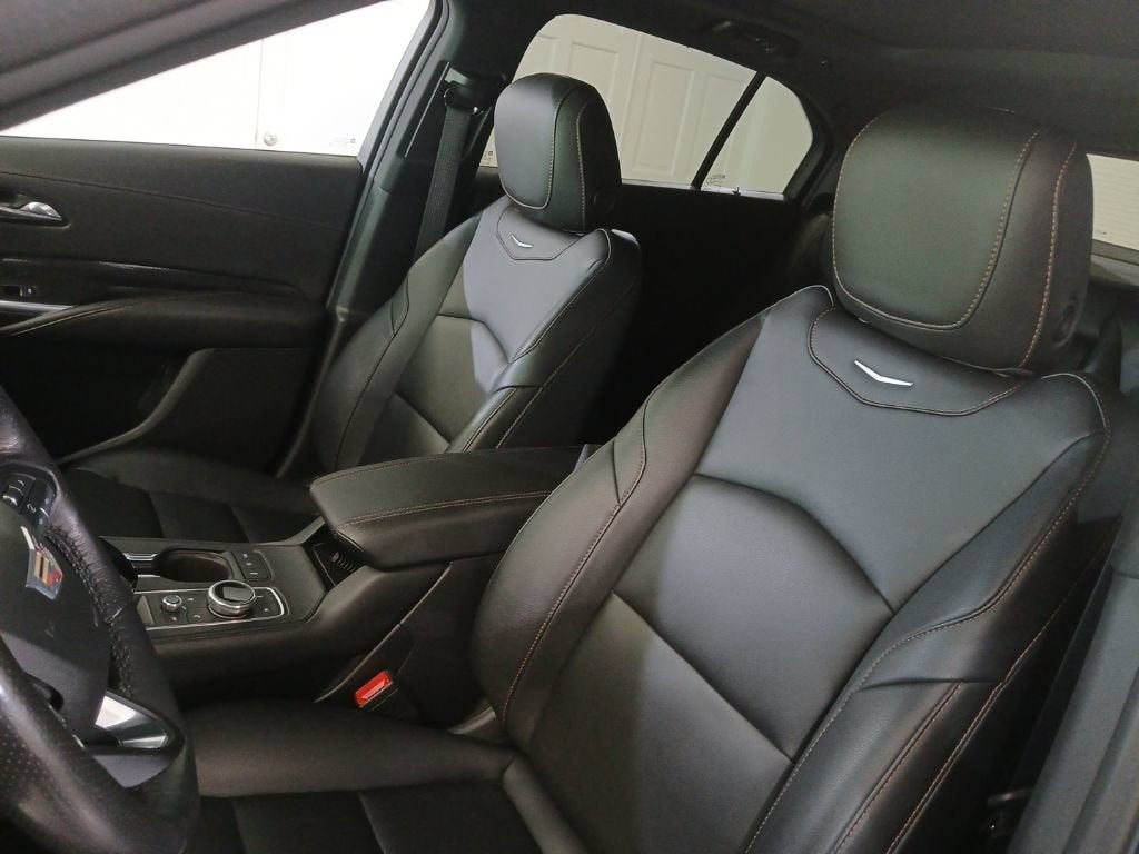 2021 Cadillac XT4 AWD Sport
