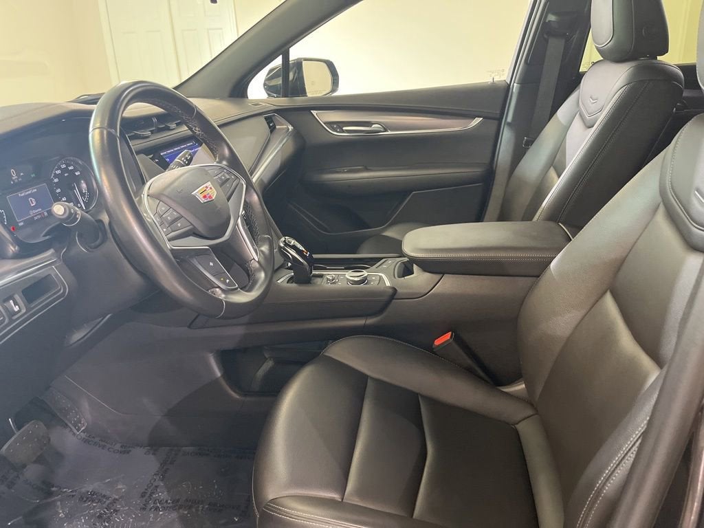 2023 Cadillac XT5 Luxury