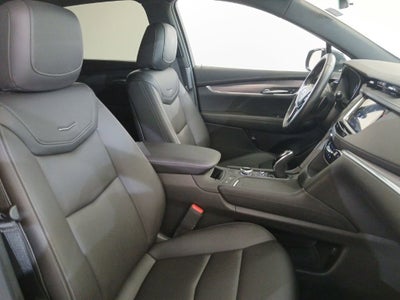 2023 Cadillac XT5 Luxury