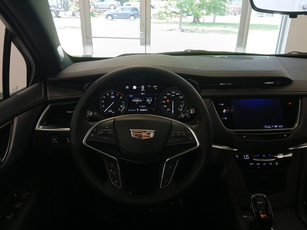 2025 Cadillac XT5 Premium Luxury