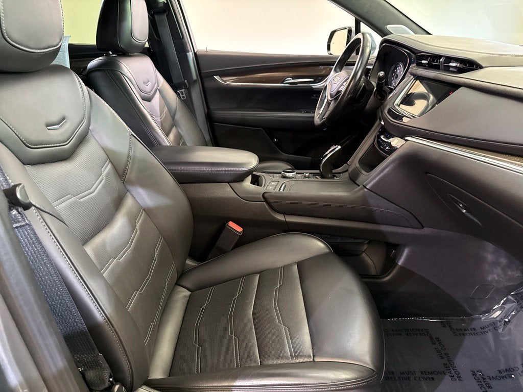 2022 Cadillac XT5 AWD Premium Luxury