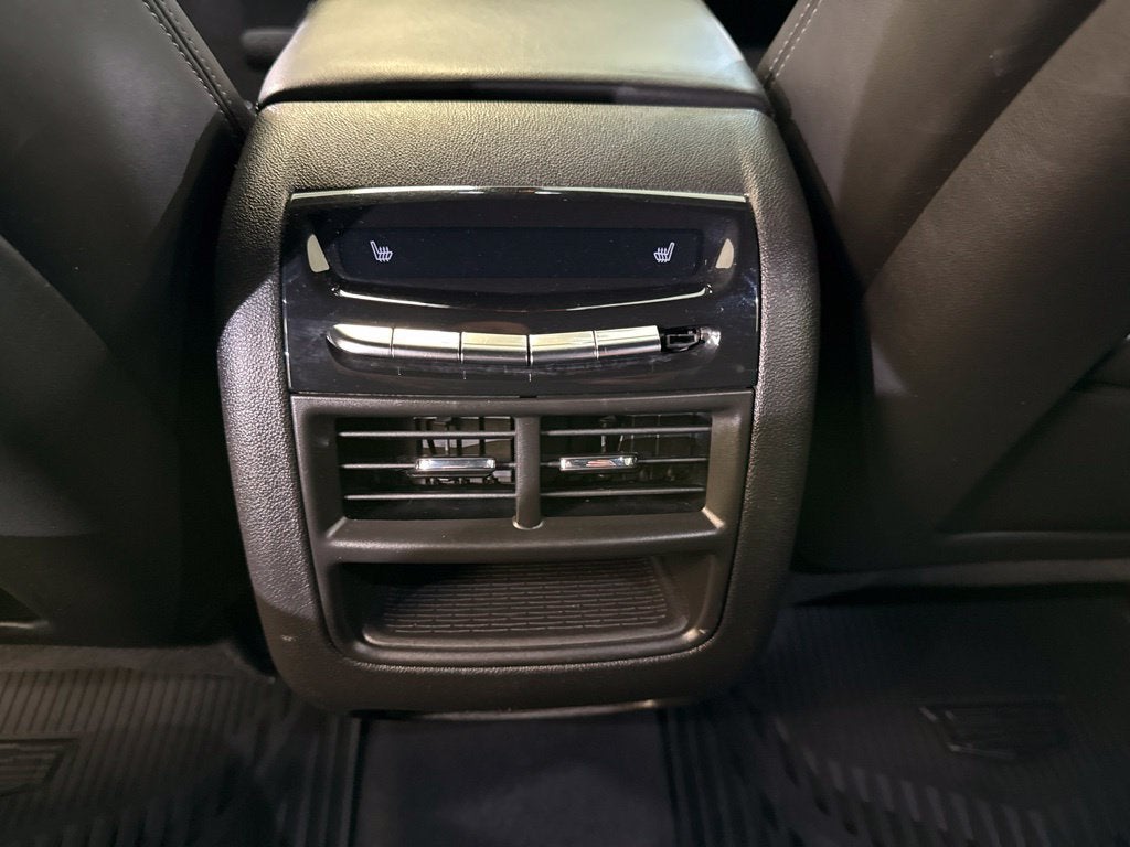 2022 Cadillac XT5 AWD Premium Luxury