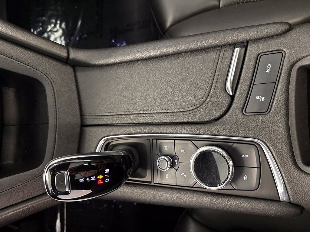 2022 Cadillac XT5 AWD Premium Luxury