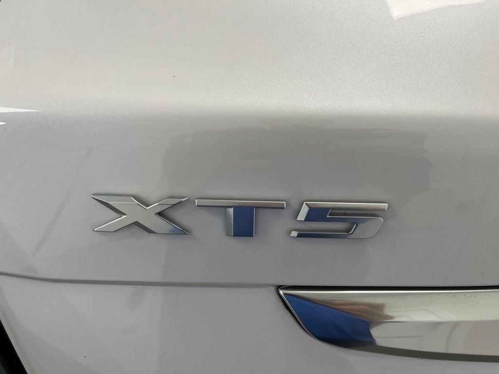 2025 Cadillac XT5 Sport