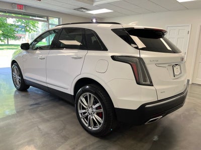 2025 Cadillac XT5 Sport