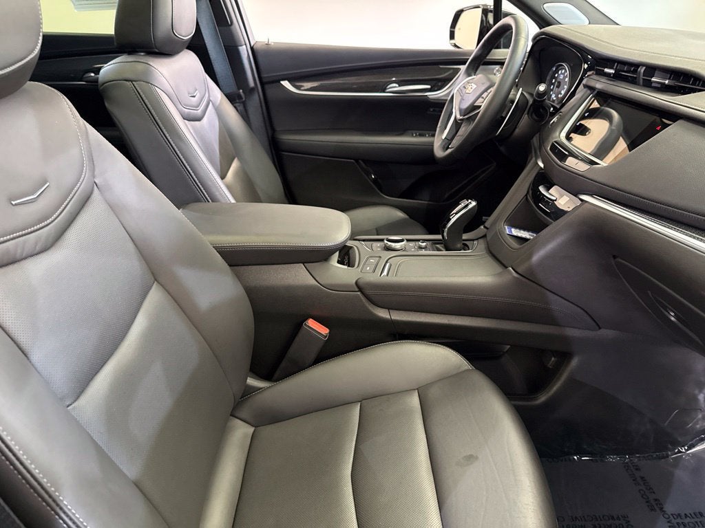2026 Cadillac XT5 Sport