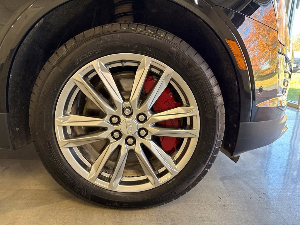 2026 Cadillac XT5 Sport