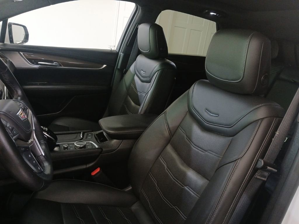 2022 Cadillac XT5 Sport