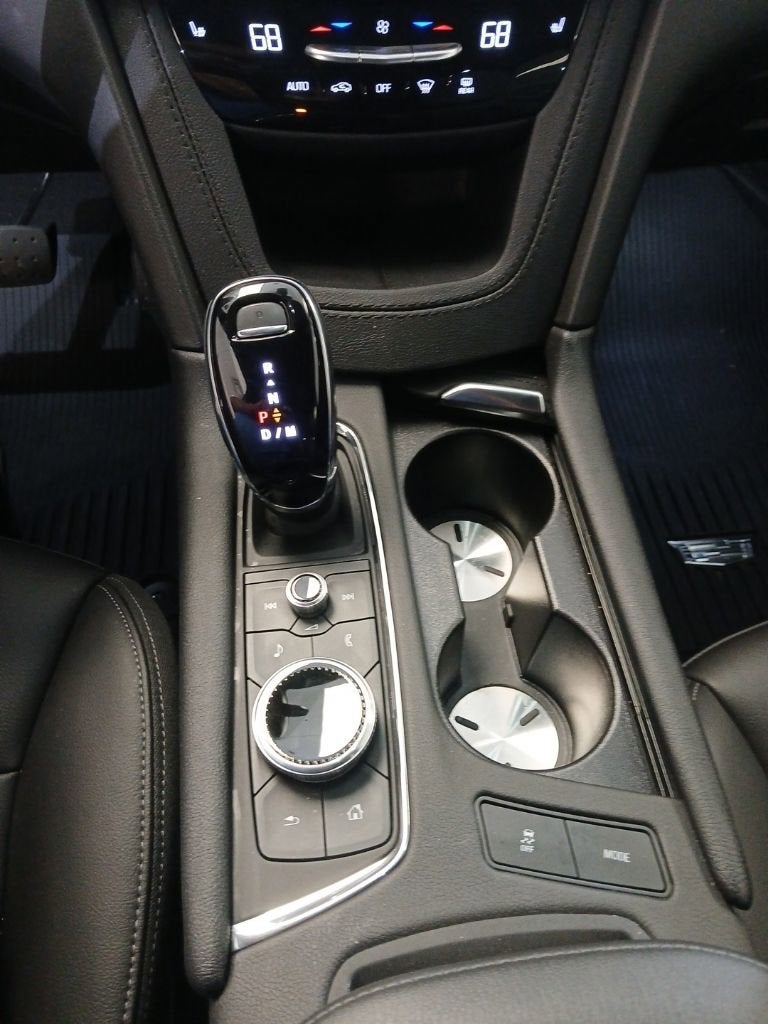 2024 Cadillac XT6 Luxury