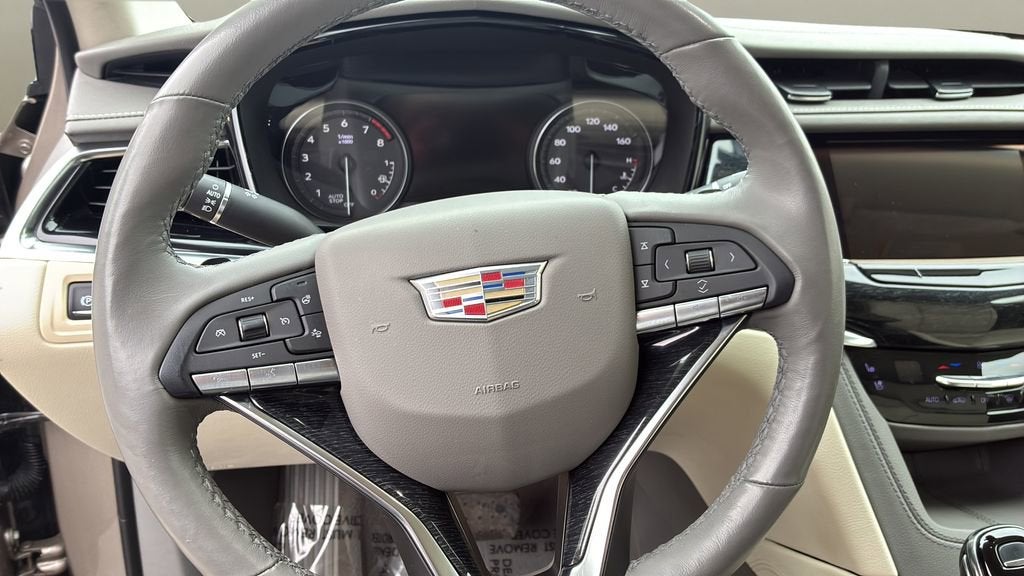 2022 Cadillac XT6 Premium Luxury