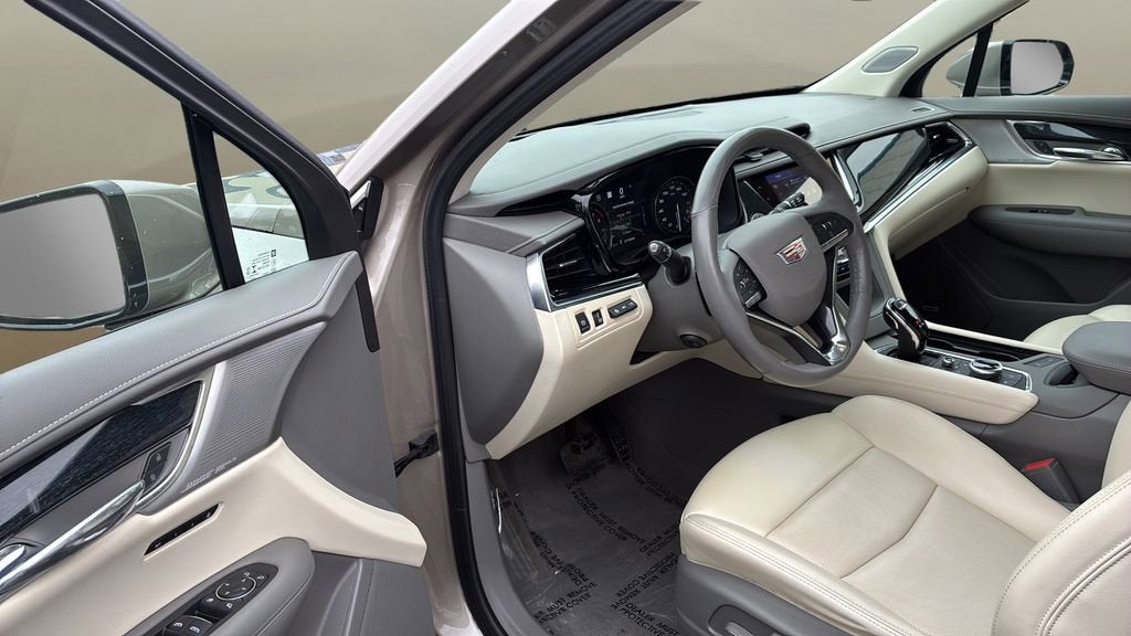 2022 Cadillac XT6 Premium Luxury