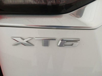2022 Cadillac XT6 Premium Luxury