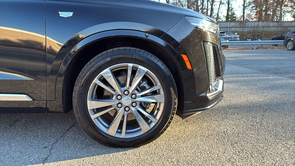 2025 Cadillac XT6 Premium Luxury
