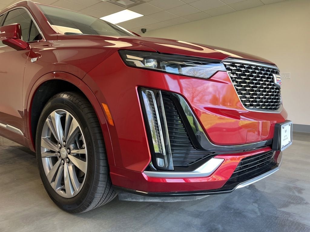 2025 Cadillac XT6 Premium Luxury