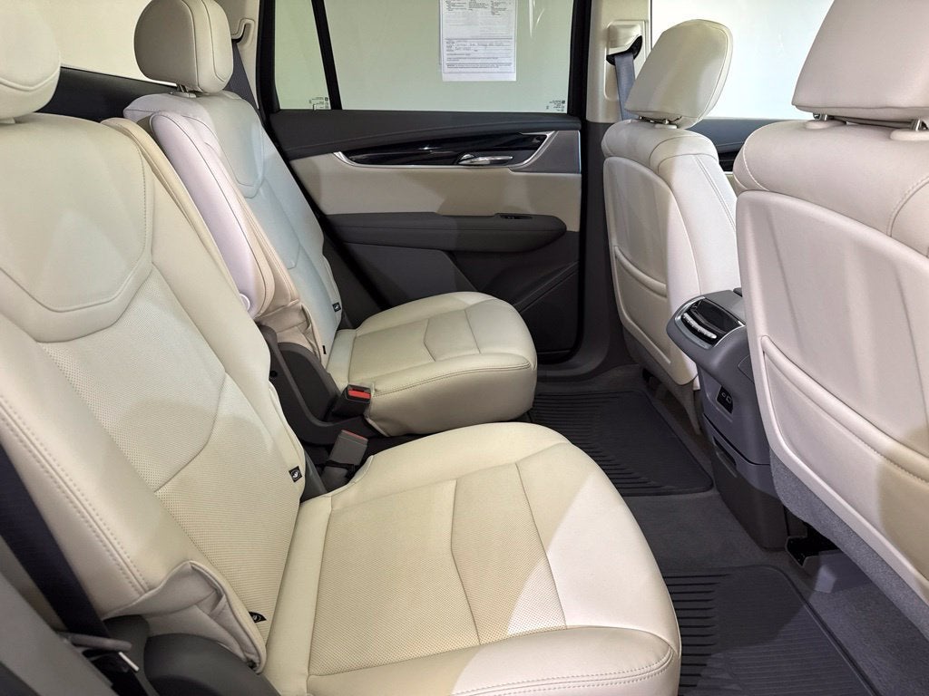 2023 Cadillac XT6 AWD Premium Luxury
