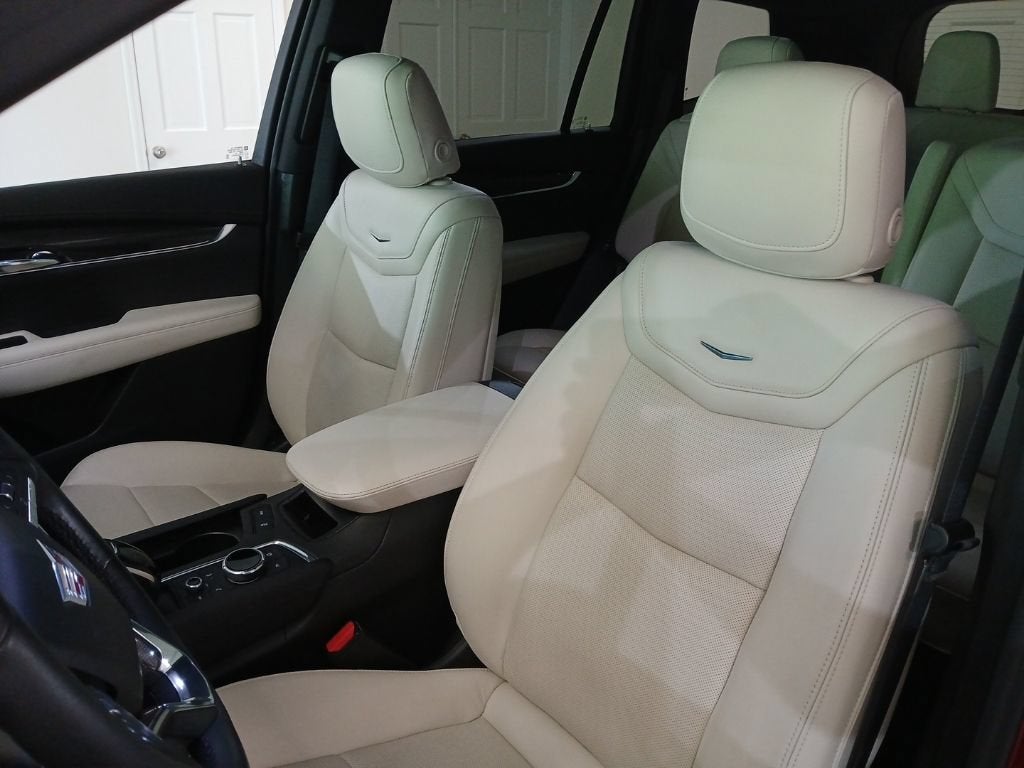 2021 Cadillac XT6 Sport