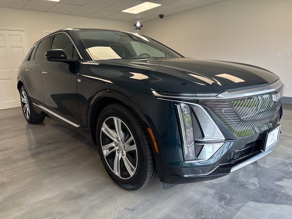 2024 Cadillac LYRIQ