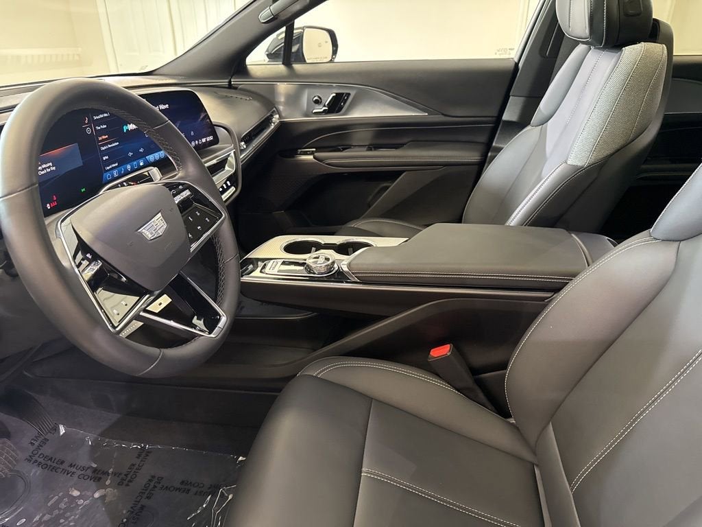 2024 Cadillac LYRIQ Tech