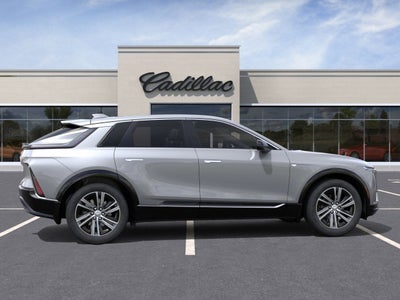 2025 Cadillac LYRIQ Luxury 1