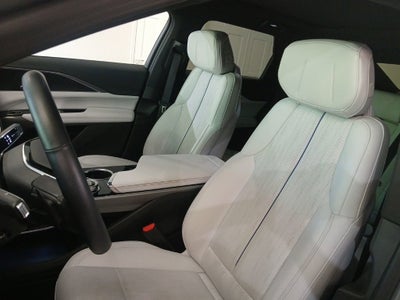 2024 Cadillac LYRIQ Luxury 1