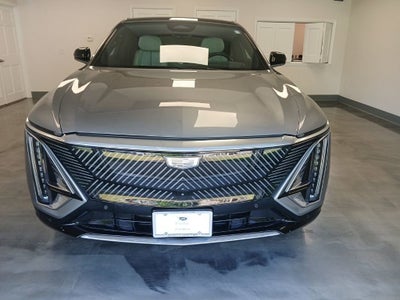 2024 Cadillac LYRIQ Luxury 1