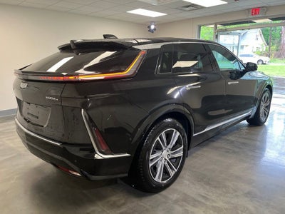 2024 Cadillac LYRIQ Luxury 1