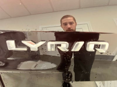 2024 Cadillac LYRIQ Luxury 1