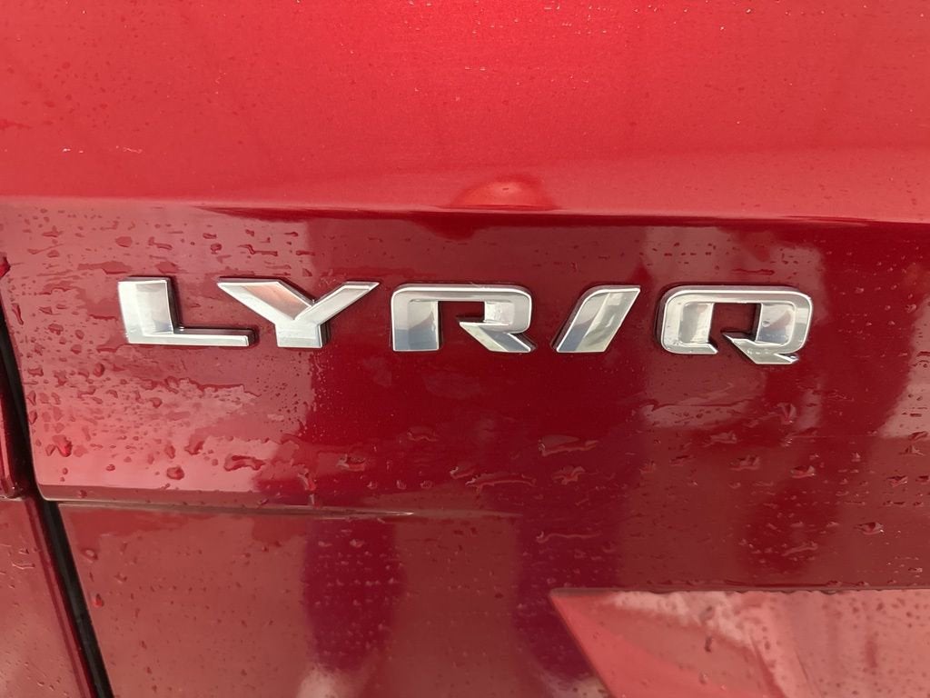 2024 Cadillac LYRIQ Luxury 1